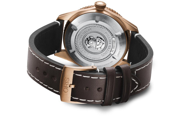 Oris-Carl-Brashearpub02