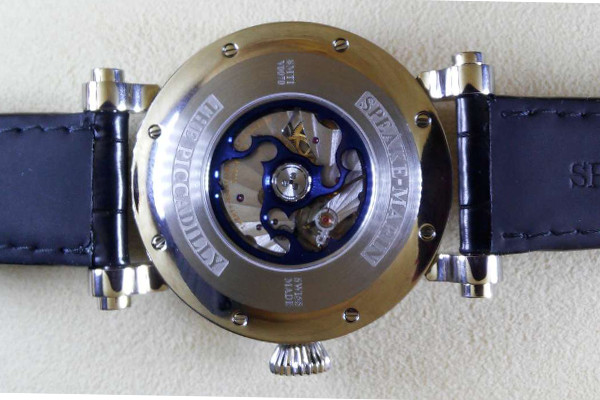 velsheda_photo_caseback-02pub