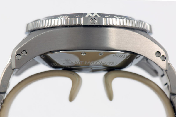 BallWatch_EngineerHydrocarbonSpeedmaster03pub